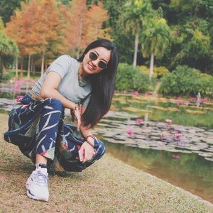 Meet your Posher, Gia